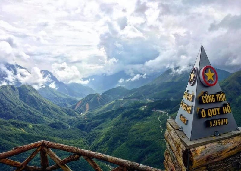 Wide mountain views from Heaven Gate