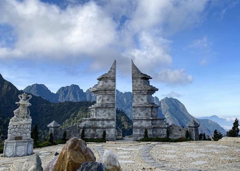 Heaven Gate Sapa: Cloud Hunting on O Quy Ho Pass