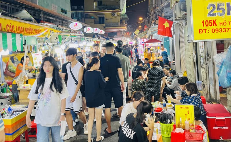 Ho Thi Ky Food Street