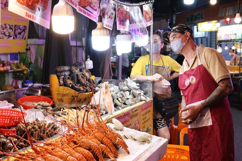 Seafood stalls