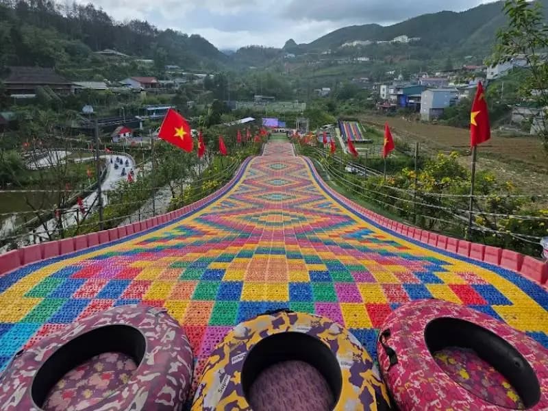 The colorful rainbow slide