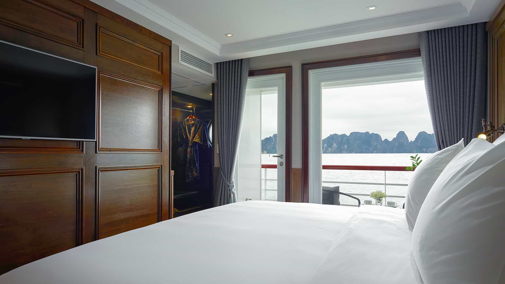 Executive Grand Balcony