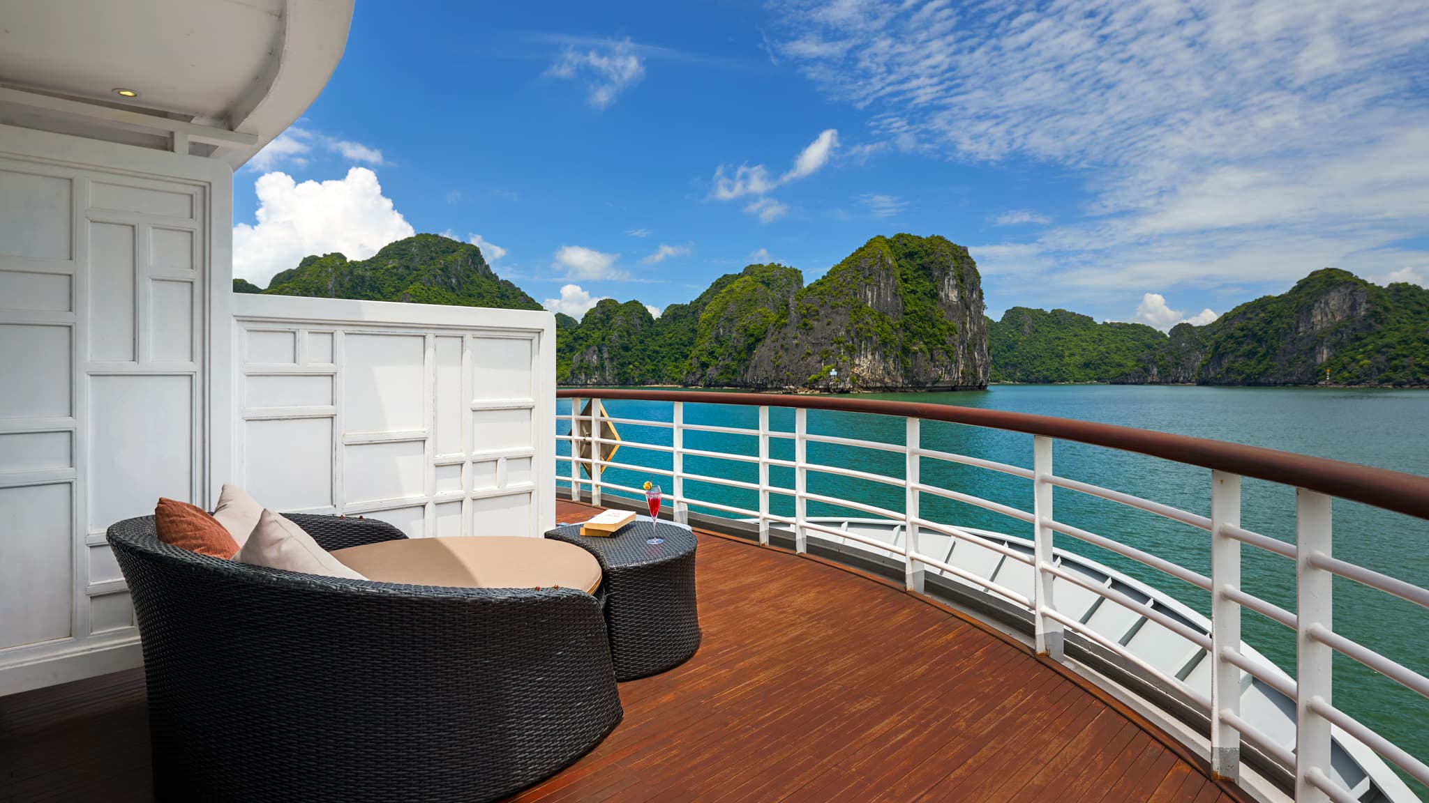 Captain View Terrace Suite