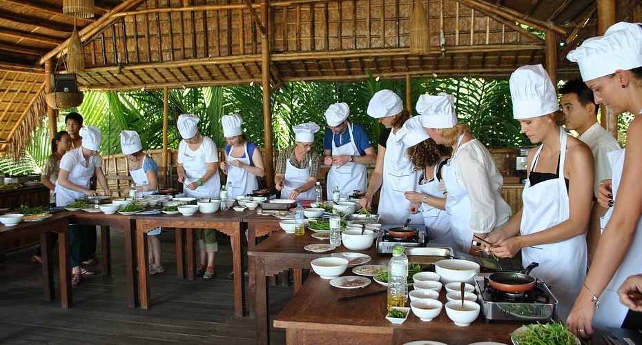 Hoi An Cooking Class & Organic Village Experience