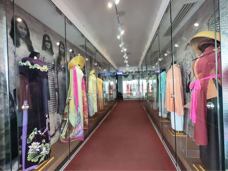 The Ao Dai exhibition