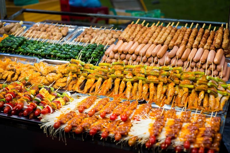 Bui Vien street food stall