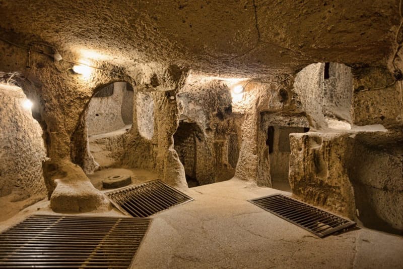 Inside Cu Chi Tunnels