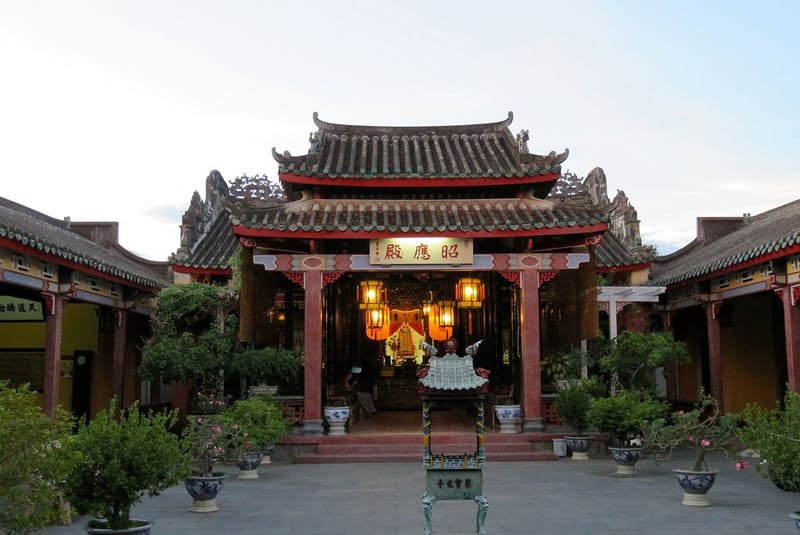 Hainan Assembly Hall Hoi An: What to See and Know