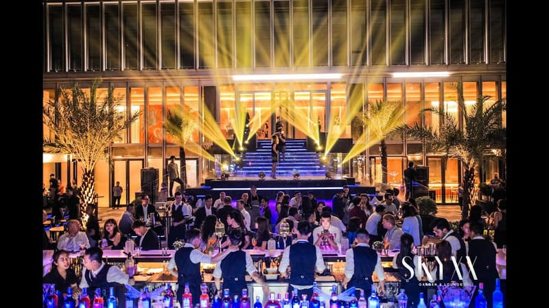 SKYXX Garden & Lounge