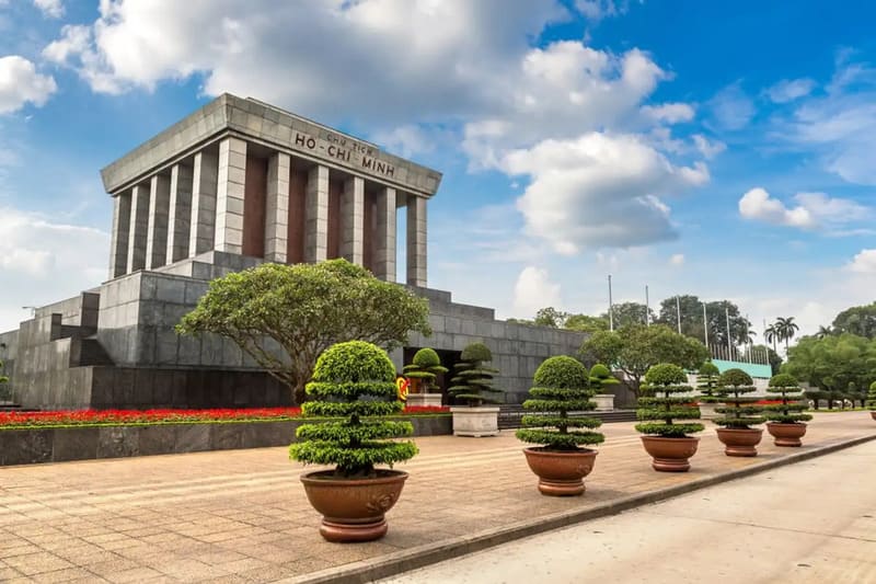 Ho Chi Minh Mausoleum exterior