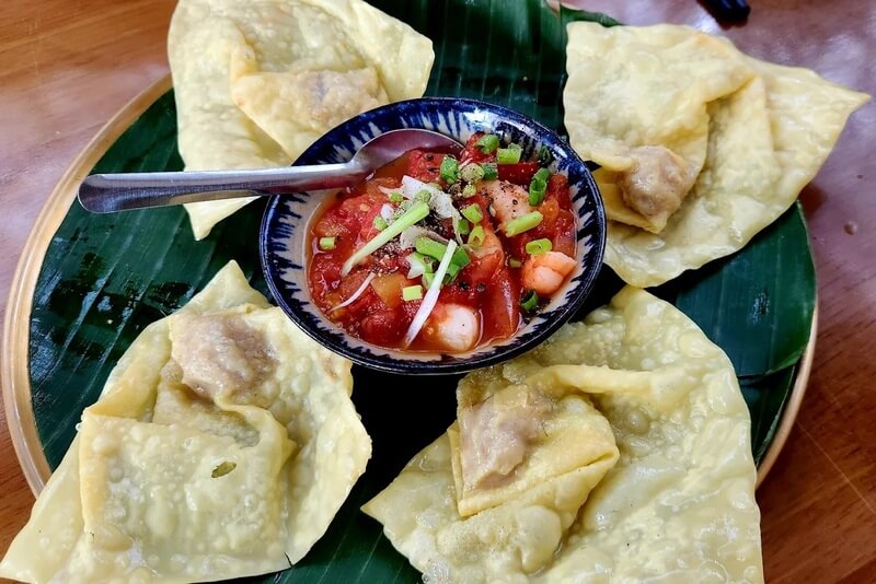Fried wontons