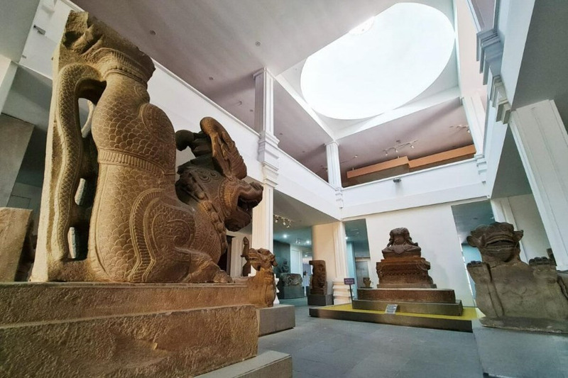Inside Museum of Cham Sculpture
