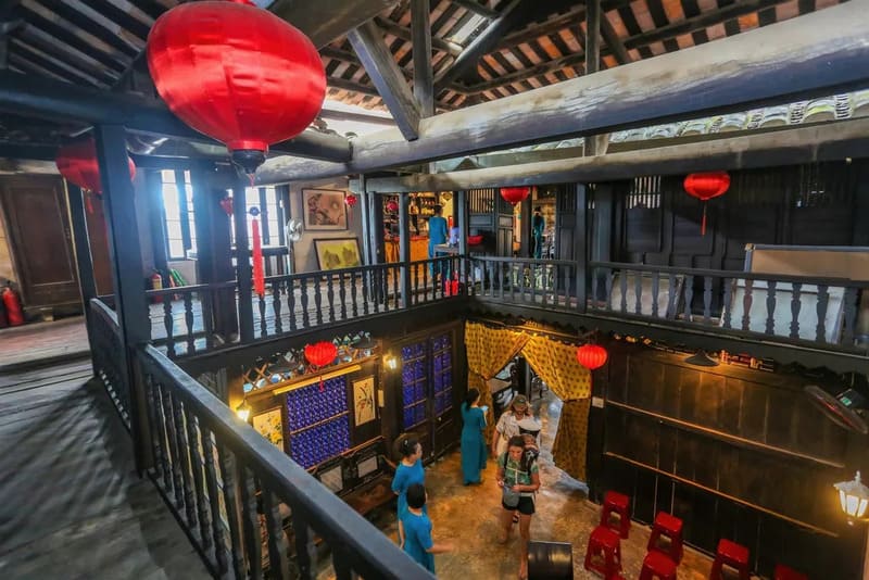 The upper floor Phung Hung Old House
