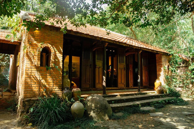 Dong Dinh museum