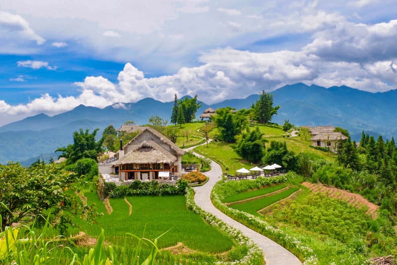 Ta Phin Village