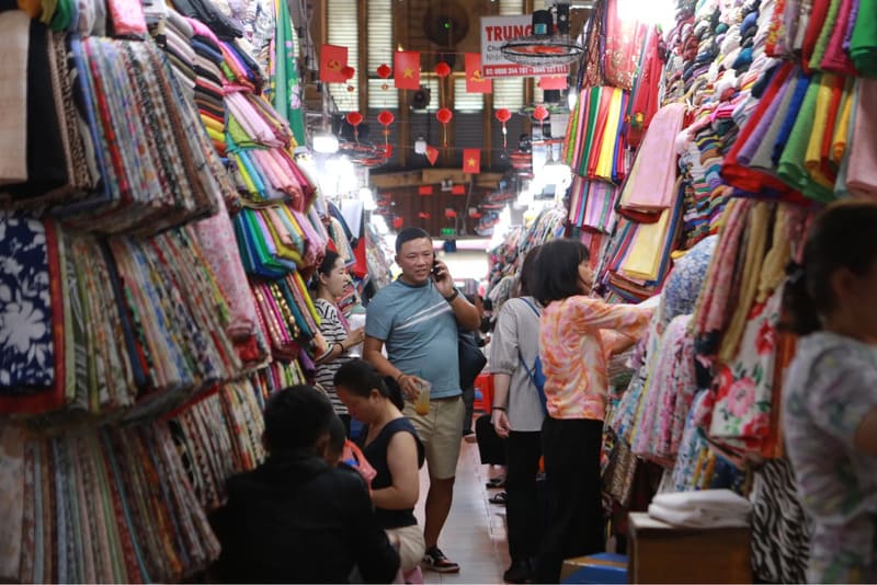 Inside Tan Dinh Market