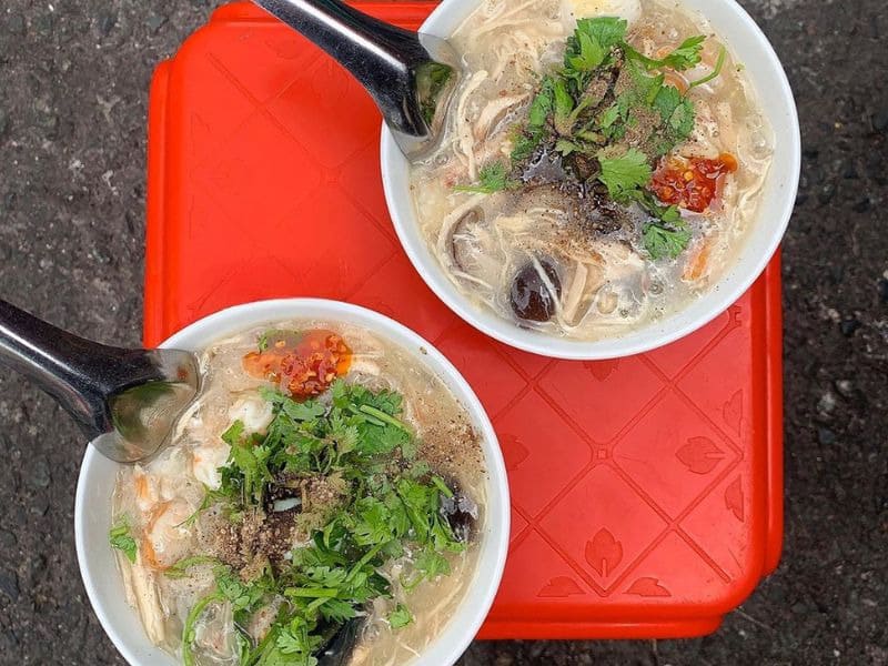 Crab soup at Tan Dinh Market