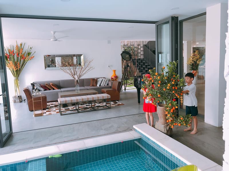 Decorating homes before Tet