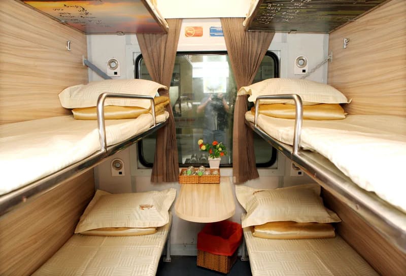 Sleeper train