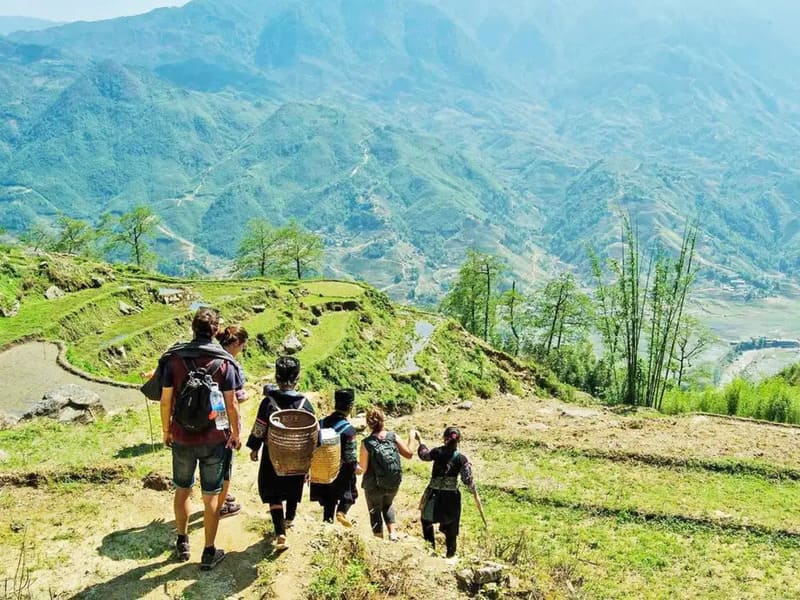Trekking through Y Linh Ho’s mountain