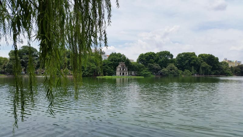 Hoan Kiem Lake