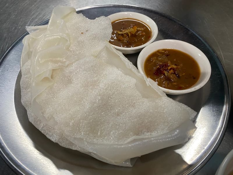 Rice sheet and rice crackers with fermented sauce