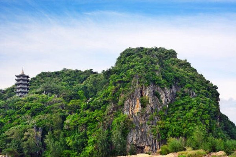 Marble Mountains
