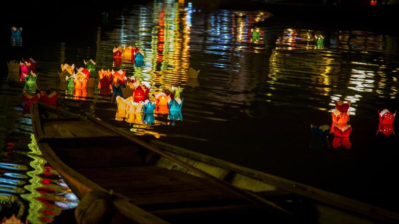 best-things-to-do-in-hoi-an-2 Hoi An Lantern Festival