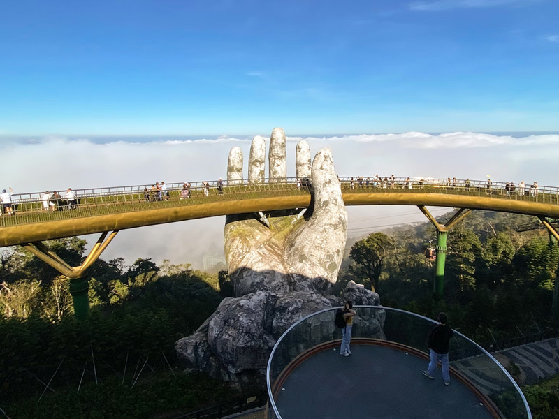 Ba Na Hills Golden Bridge