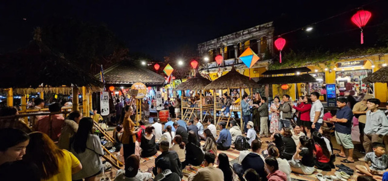 Join the game of Bai Choi