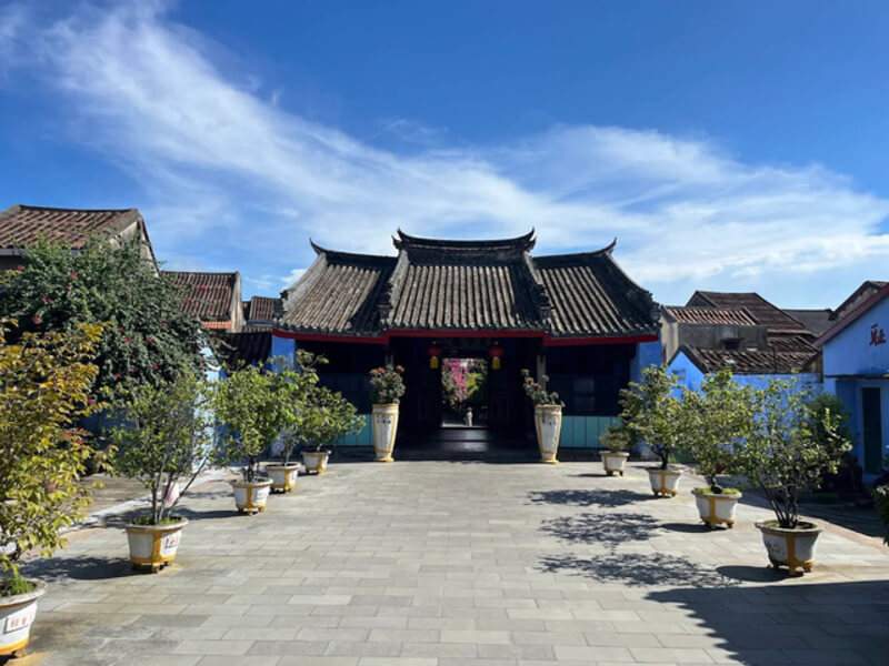 Chinese Assembly Halls’ Yard