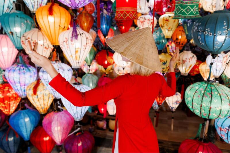 Lantern Stalls