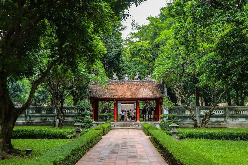 The Great Pathway from Dai Trung Gate